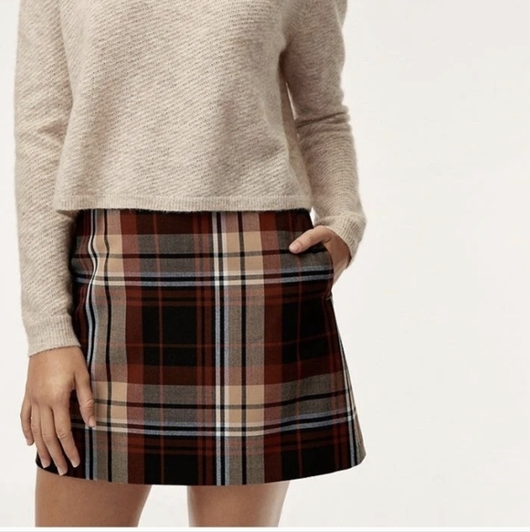 Aritzia Dresses & Skirts - NWT Wilfred Aritzia Plaid Mini Skirt Brown Beige Preppy Dark Academia Size 00